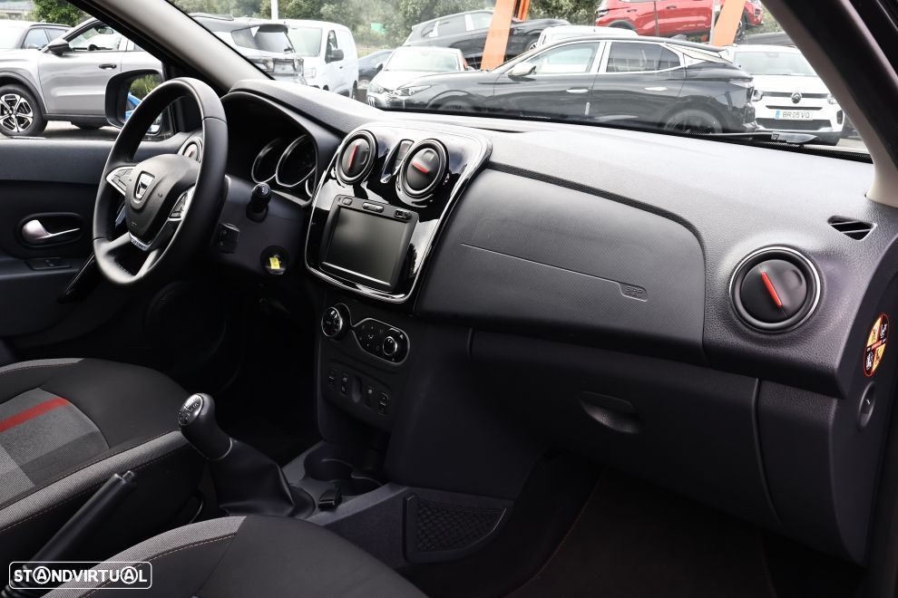 Dacia Sandero 0.9 TCe Stepway - 15