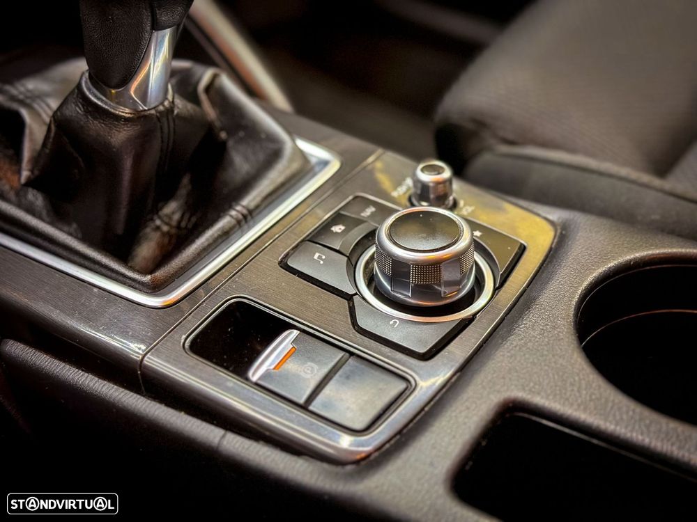 Mazda CX-5 2.2 D Essence - 39