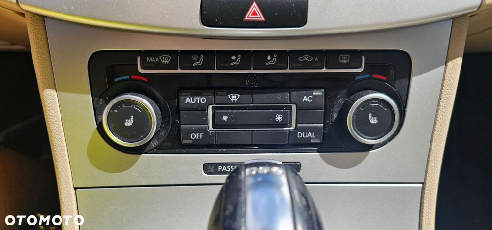 Volkswagen Passat CC 1.8 TSI DSG - 12