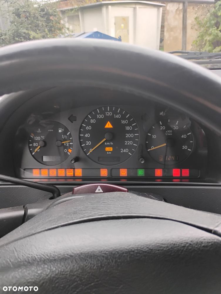 Mercedes-Benz ML - 11