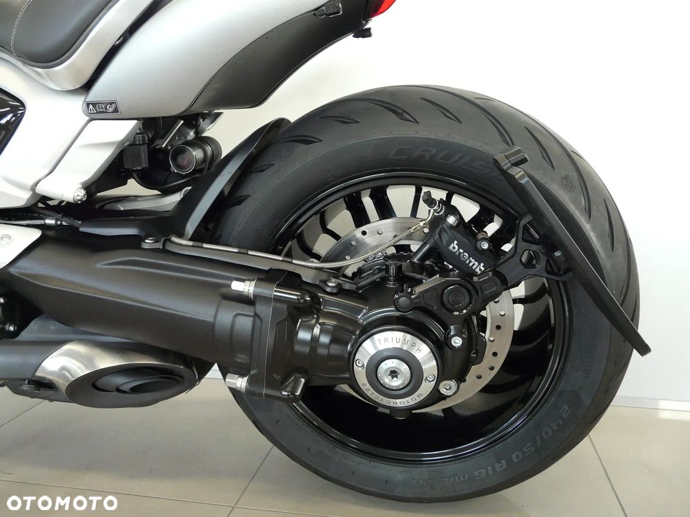 Triumph Rocket - 18