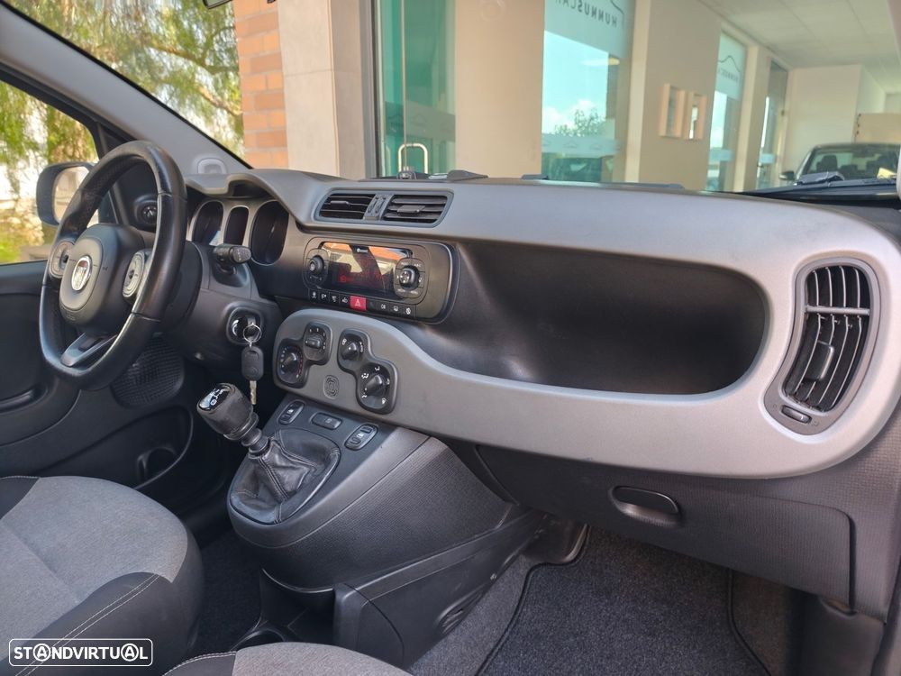 Fiat Panda 1.2 Lounge S&S - 10