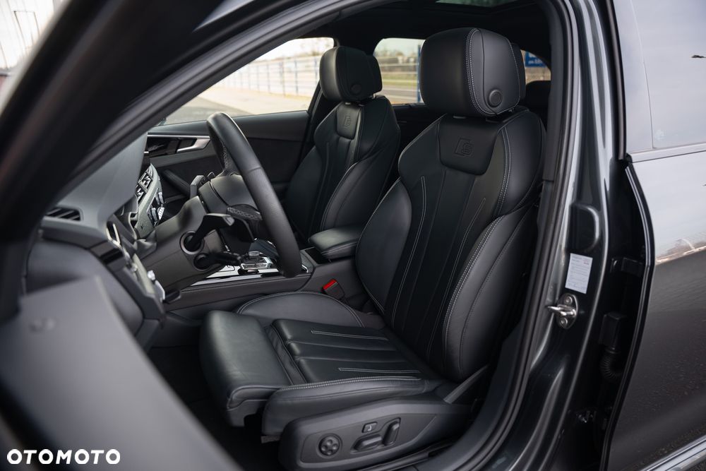 Audi A4 Avant 40 TFSI quattro S tronic - 25