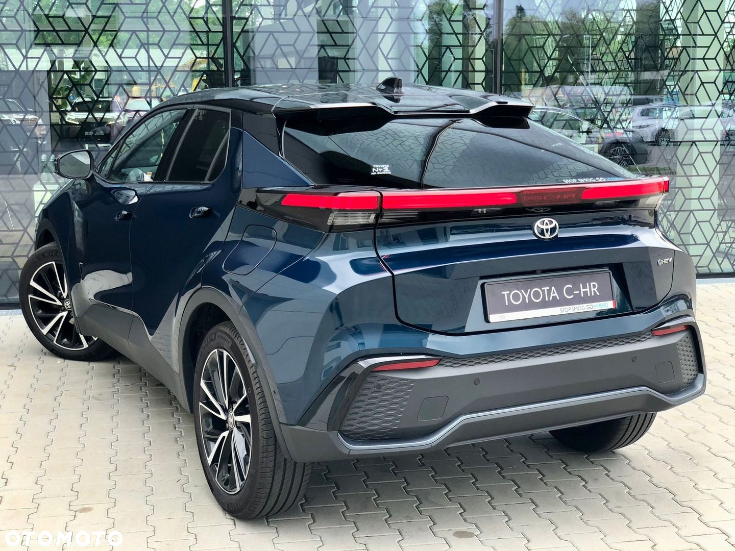 Toyota C-HR - 11