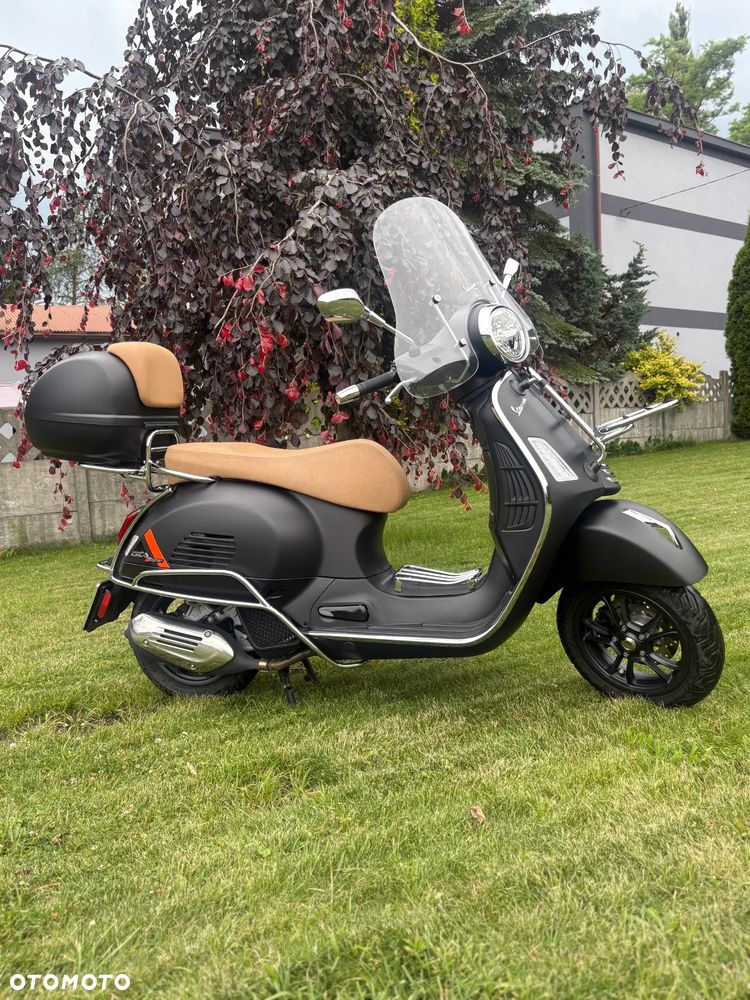 Vespa GTS - 2