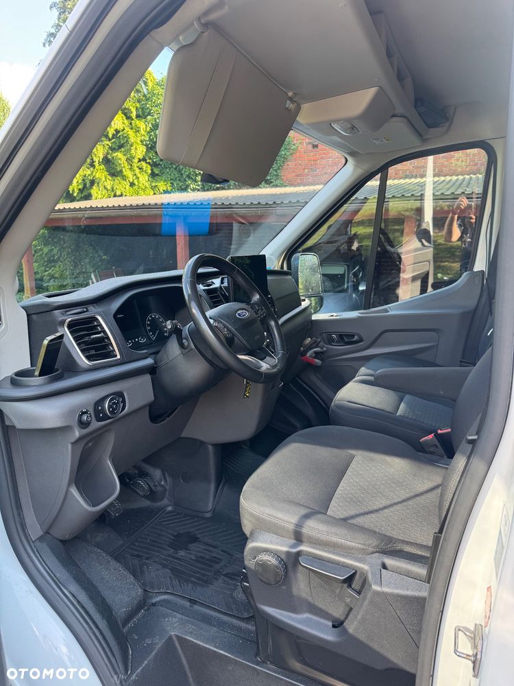 Ford Transit - 11
