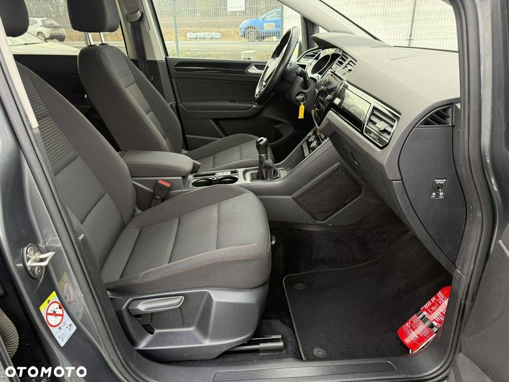 Volkswagen Touran 1.4 TSI (BlueMotion Technology) SOUND - 16