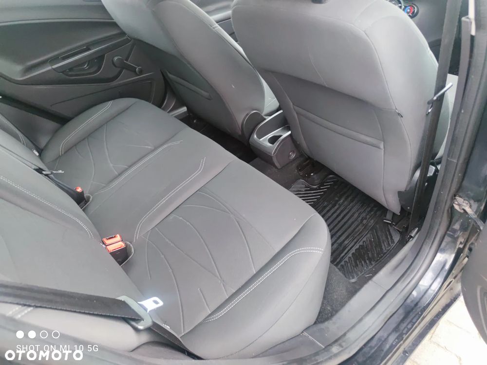 Ford Fiesta 1.25 Ambiente - 14