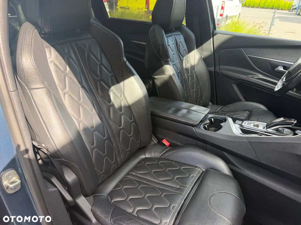 Peugeot 5008 - 24