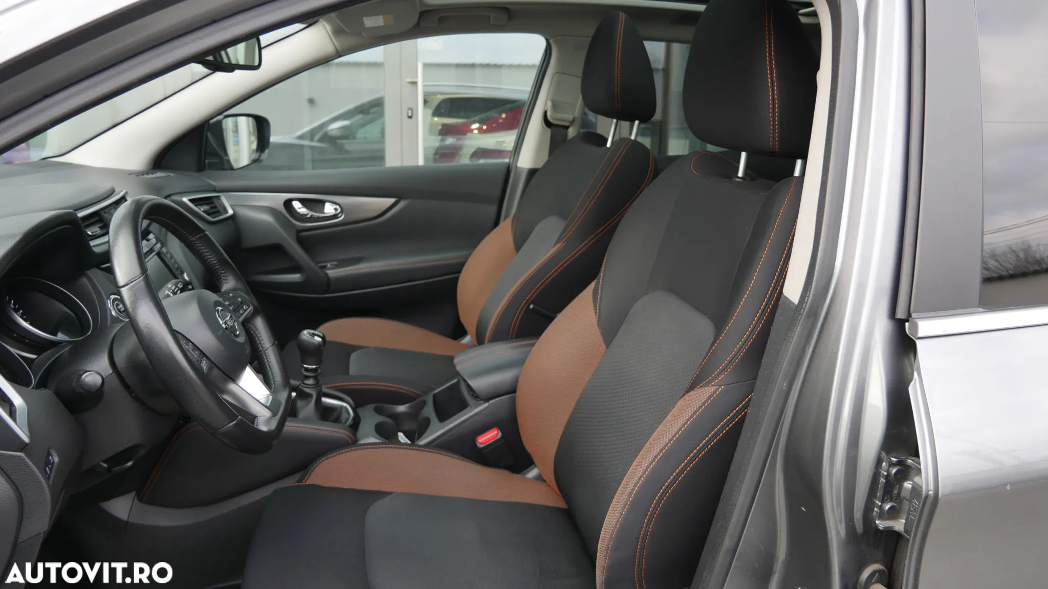 Nissan Qashqai 1.3 DIG-T N-MOTION - 3