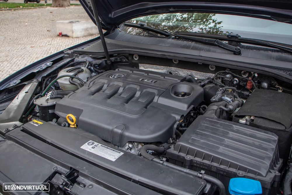 VW Passat Variant 1.6 TDI Confortline - 4