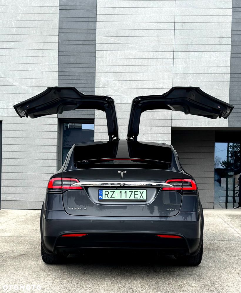 Tesla Model X Long Range Plus - 16