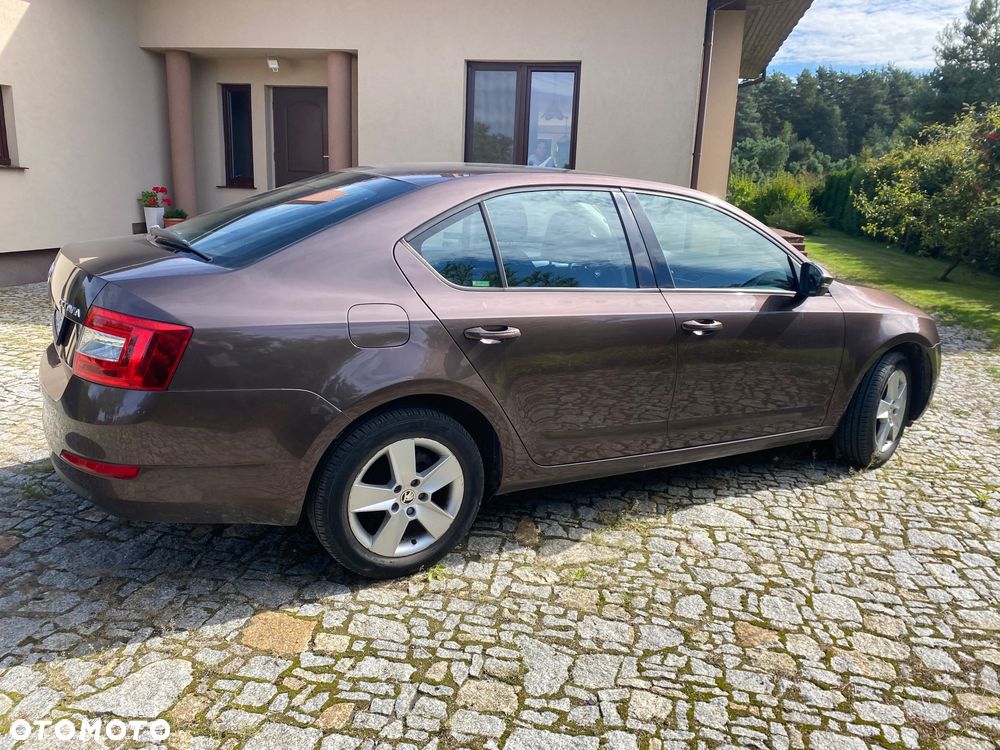 Skoda Octavia 1.4 TSI Ambition - 4