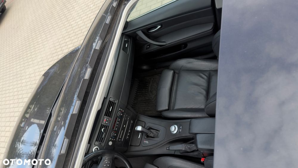BMW Seria 3 325i - 33