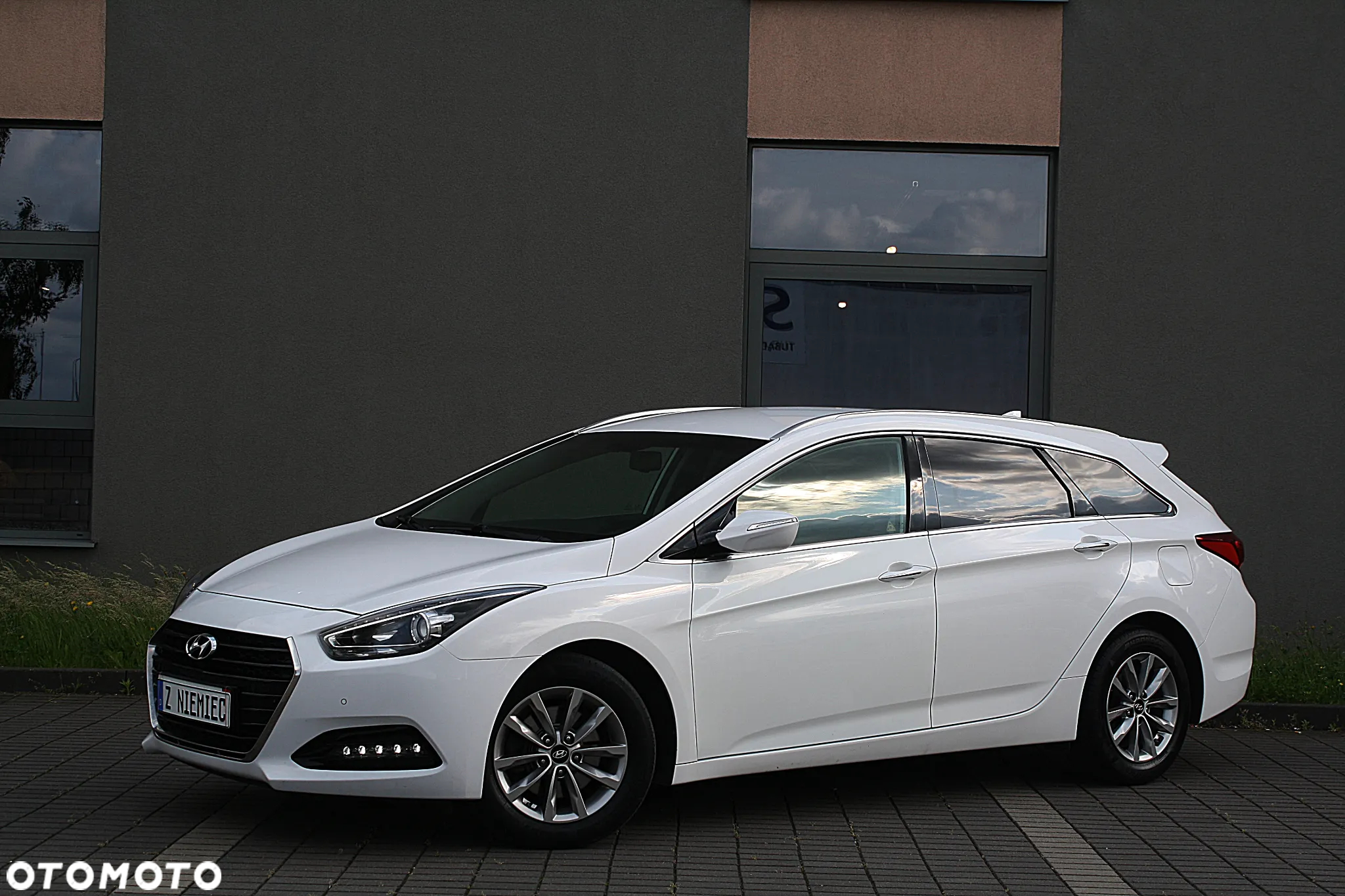 Hyundai i40 1.7 CRDi Premium DCT - 3