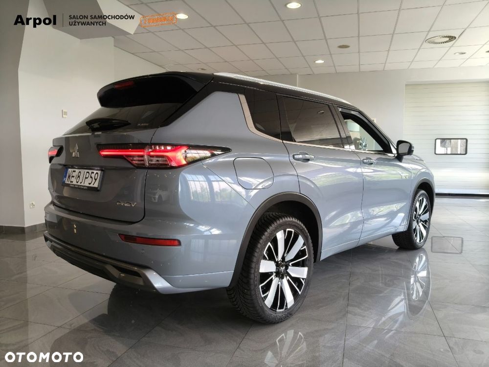 Mitsubishi Outlander Instyle Plus - 2