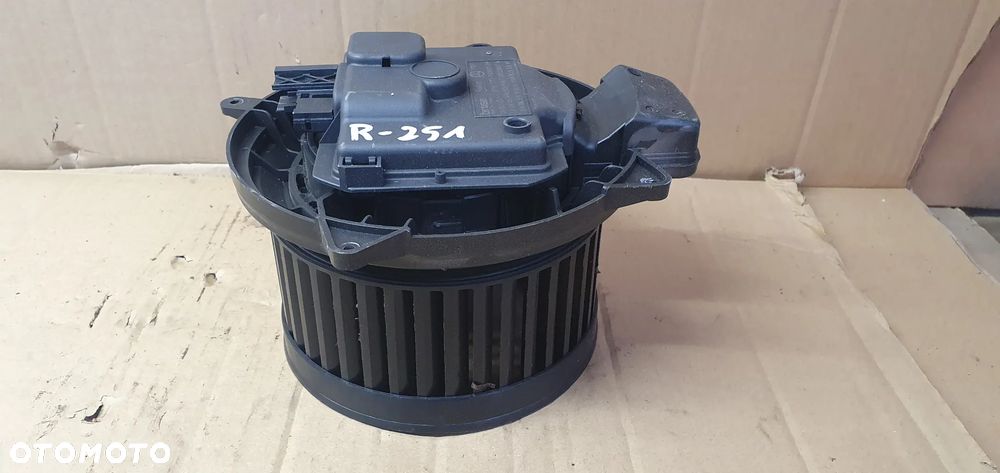 Wentylator silnik dmuchawy nagrzewnicy rezystor Mercedes R-Klasa W251 A1648350307 - 2