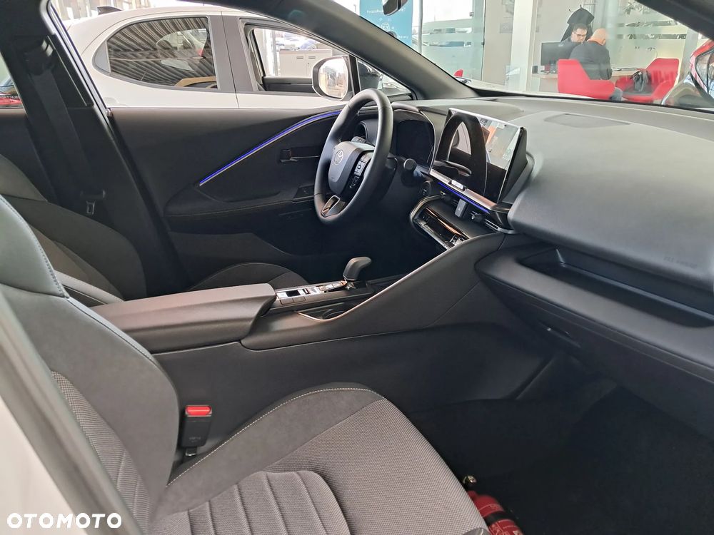 Toyota C-HR 2.0 PHEV Dynamic Force Executive - 13