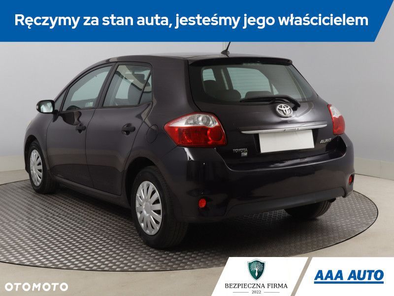Toyota Auris - 6
