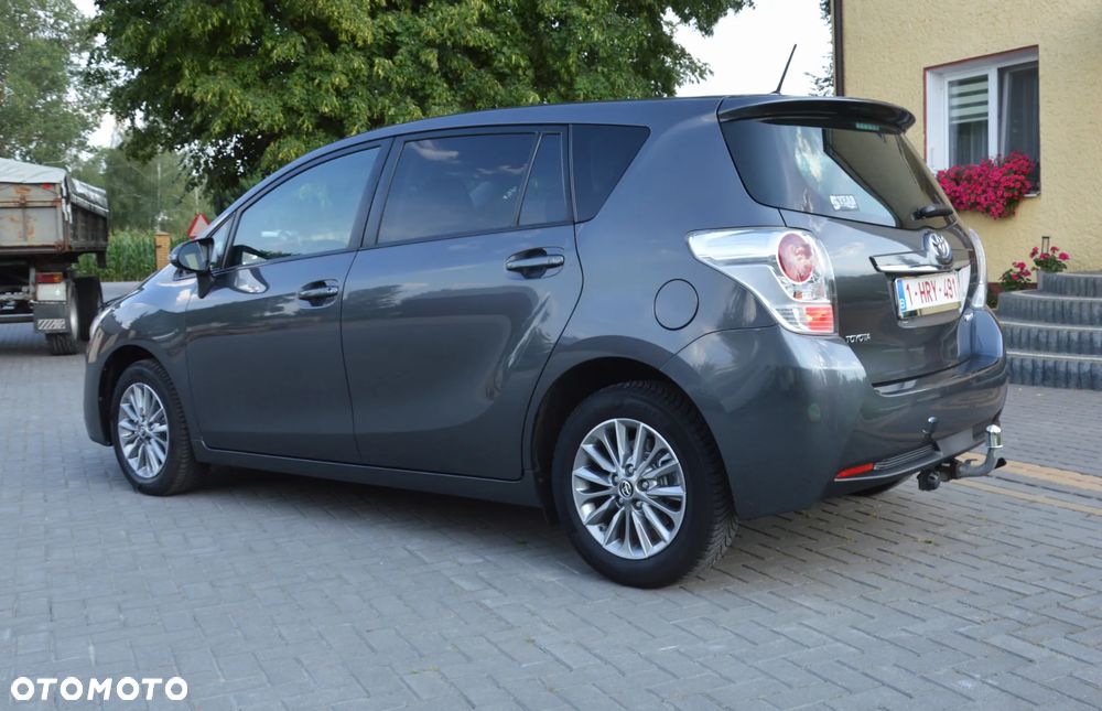 Toyota Verso - 4