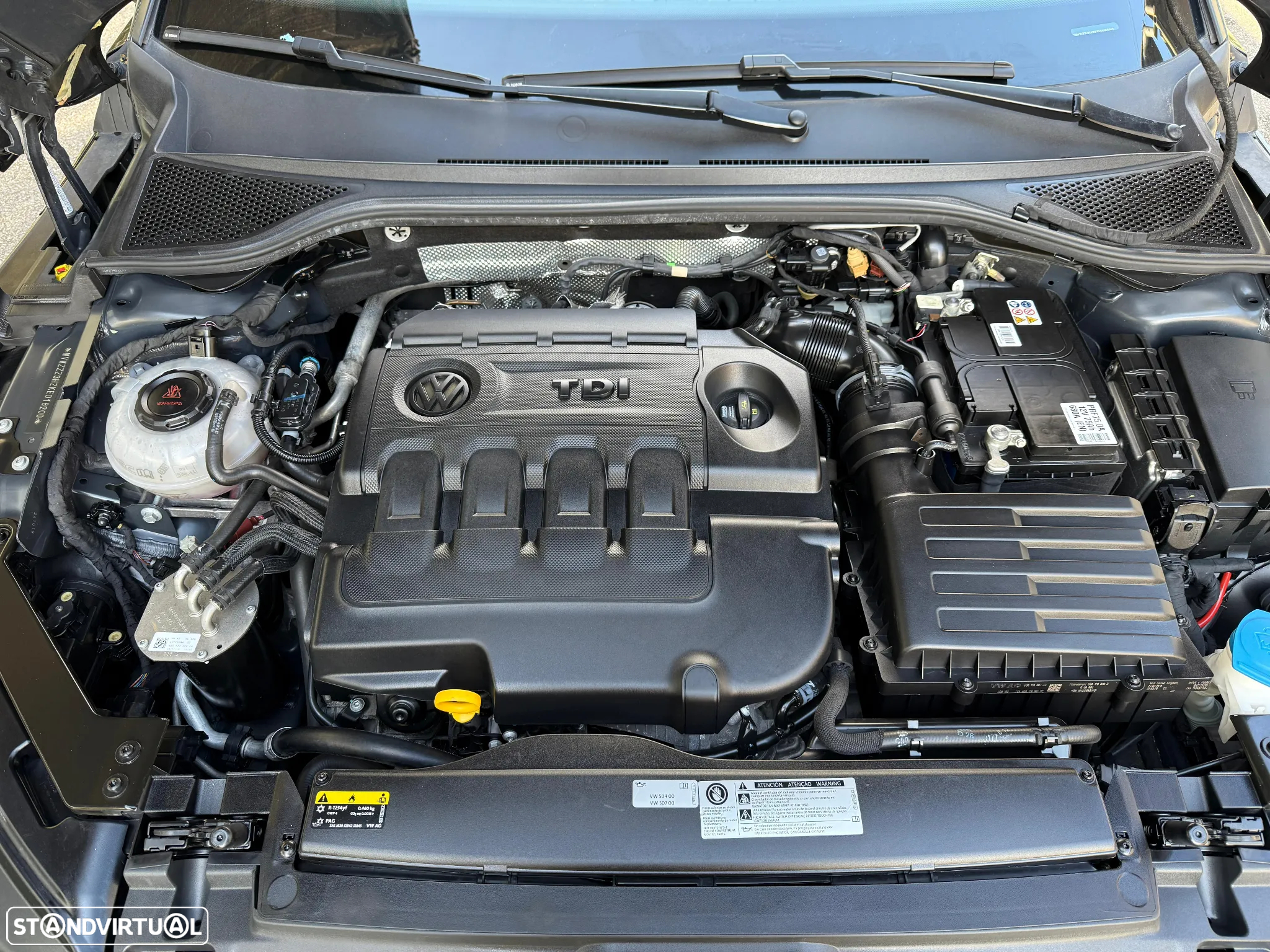 VW Arteon 2.0 TDI R-Line DSG - 19