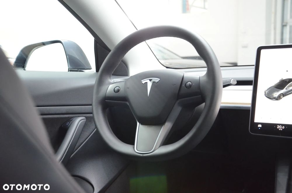 Tesla Model 3 Standard Reichweite Plus Hinterradantrieb - 16