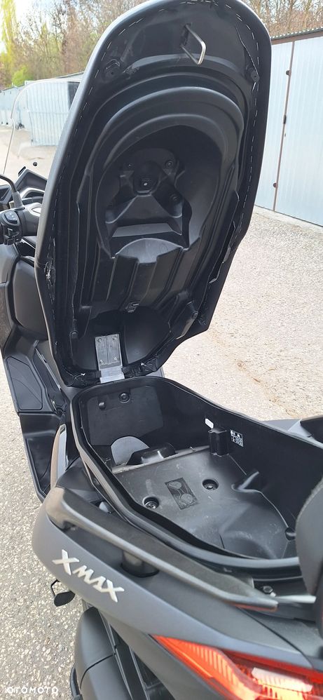 Yamaha X-max - 25