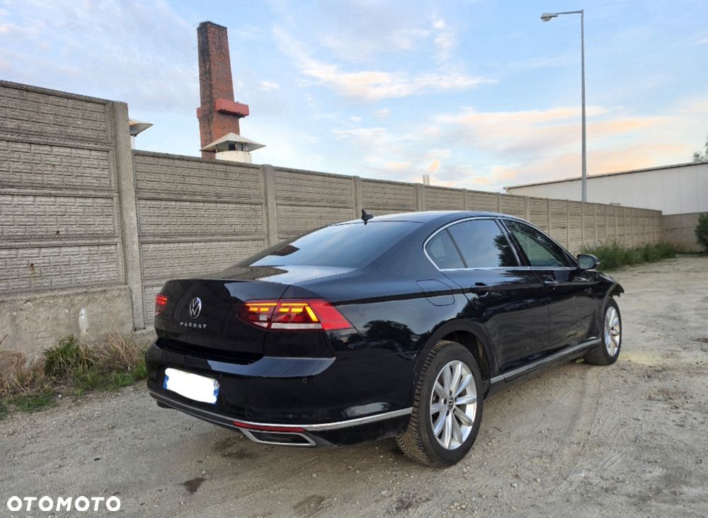 Volkswagen Passat 2.0 TDI SCR Highline DSG - 4