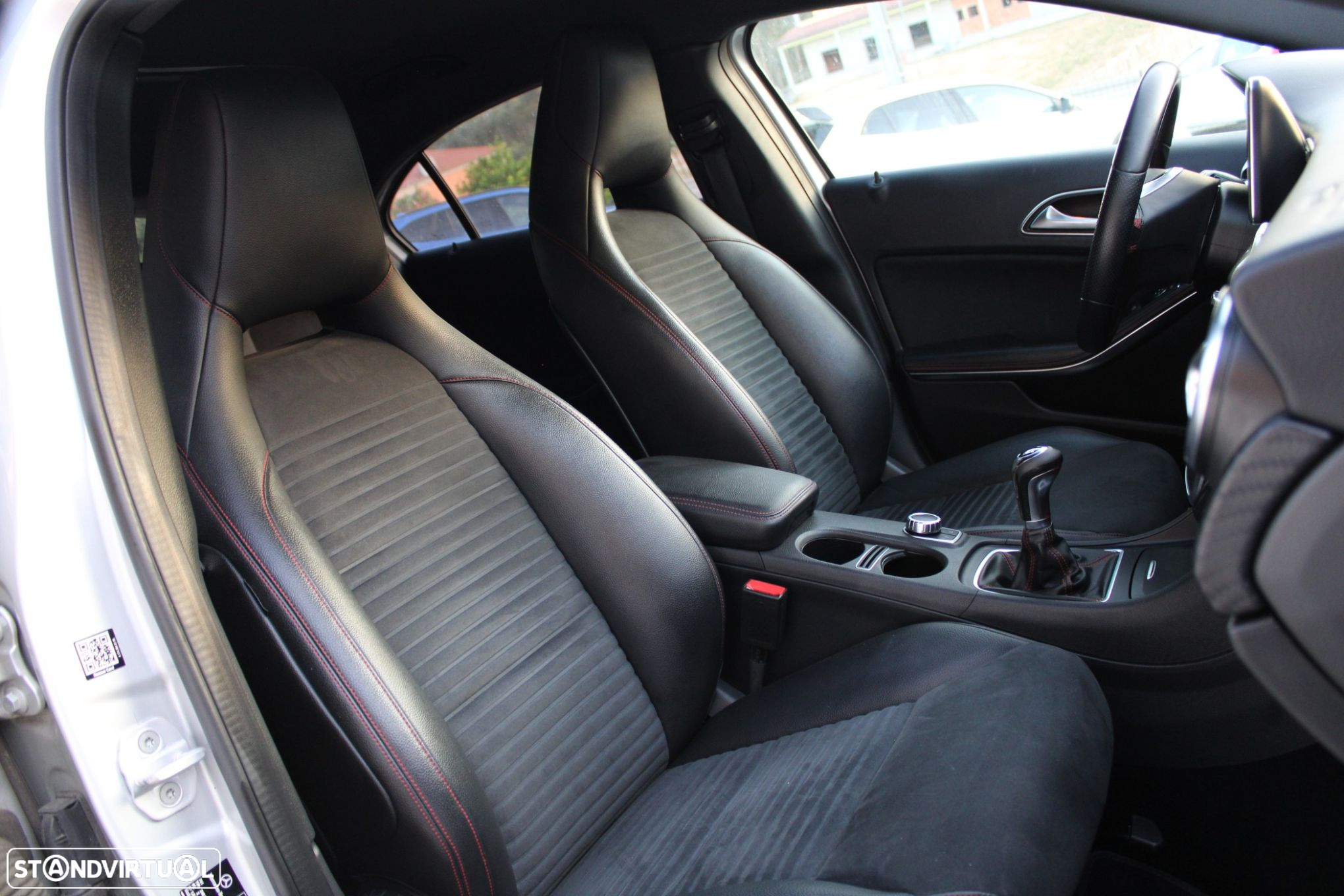 Mercedes-Benz A 200 - 9