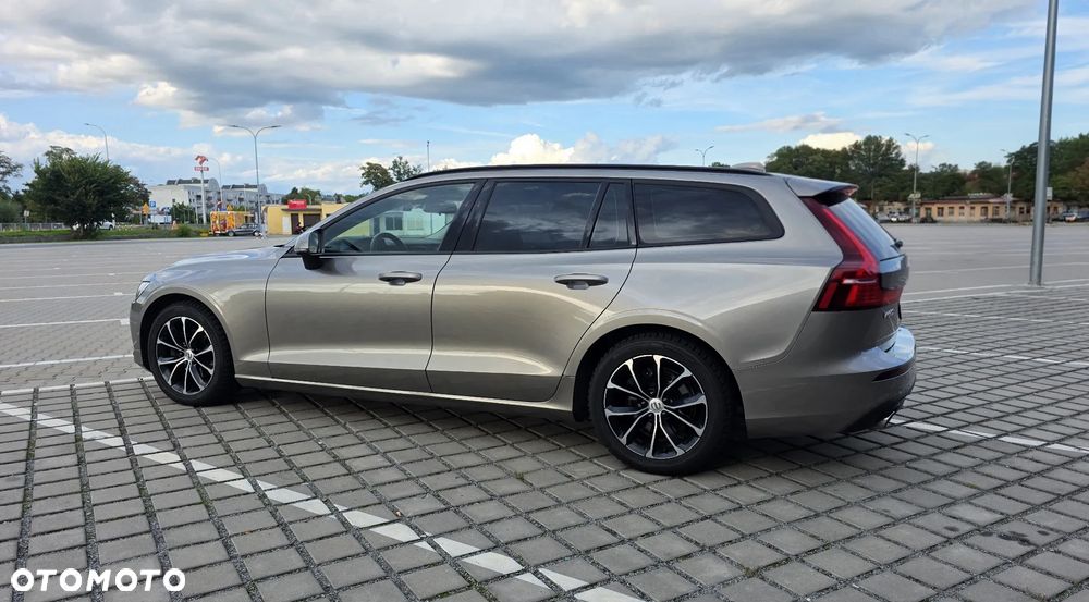 Volvo V60 D4 SCR Momentum - 22