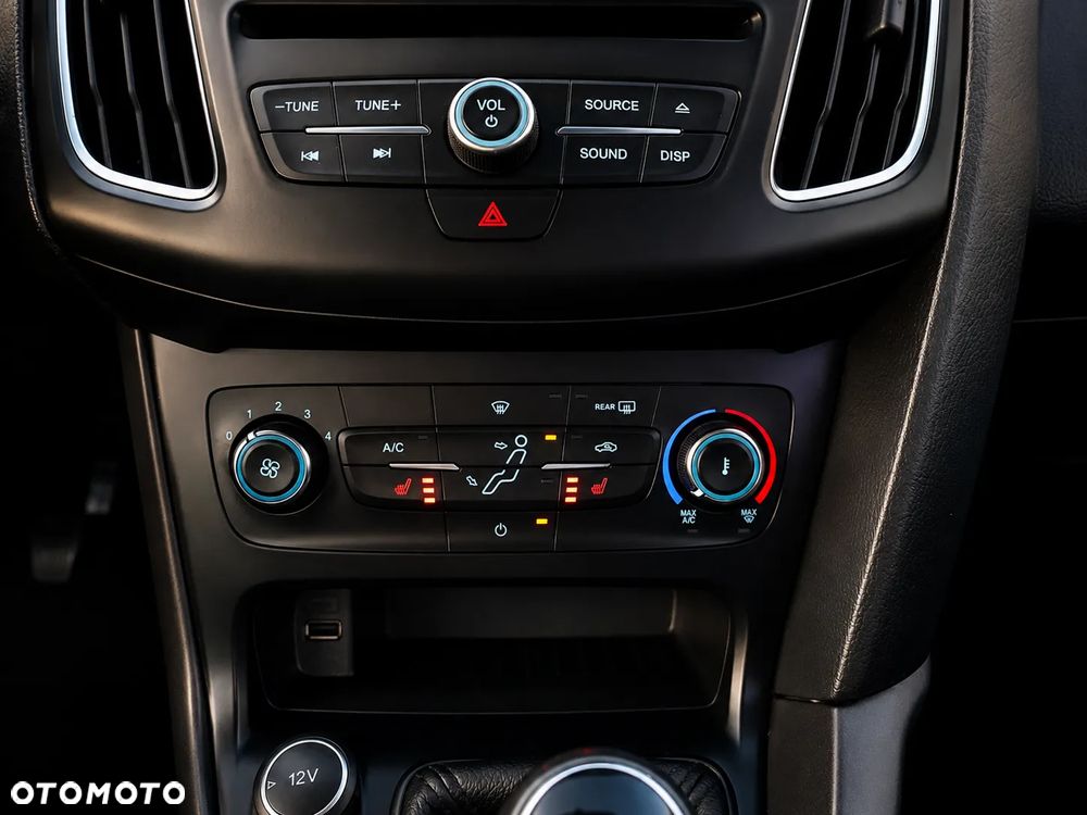 Ford Focus 1.0 EcoBoost Edition Start - 26