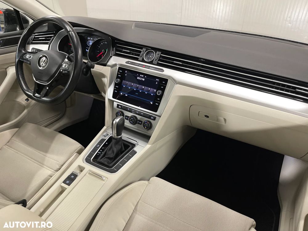 Volkswagen Passat 2.0 TDI SCR DSG Business - 9
