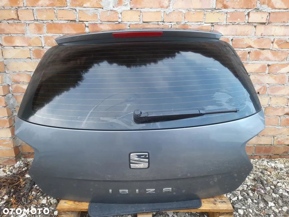 klapa bagażnika tył tylne Seat Ibiza IV lift 6j 5d HB LX7R bez malowania - 3