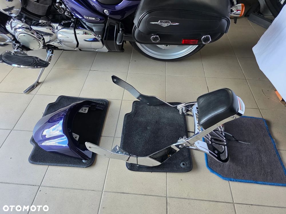 Suzuki Intruder - 40