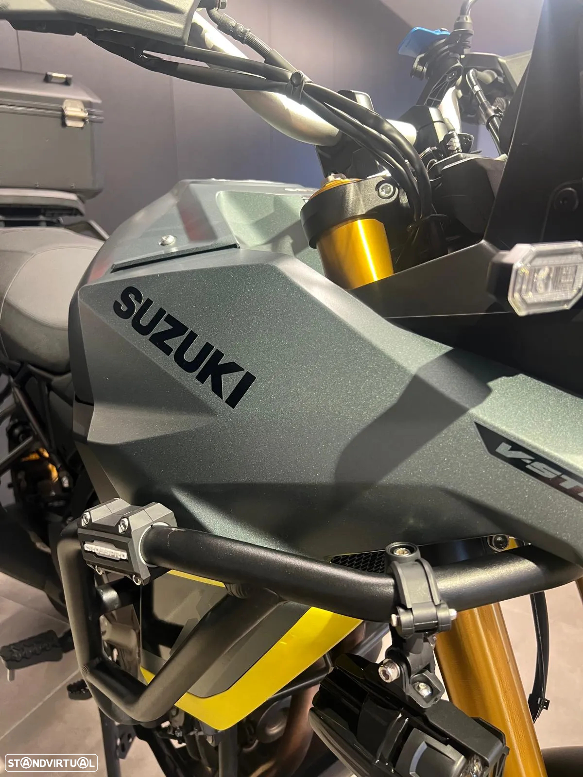 Suzuki DL 800 DE V-STROM - 9