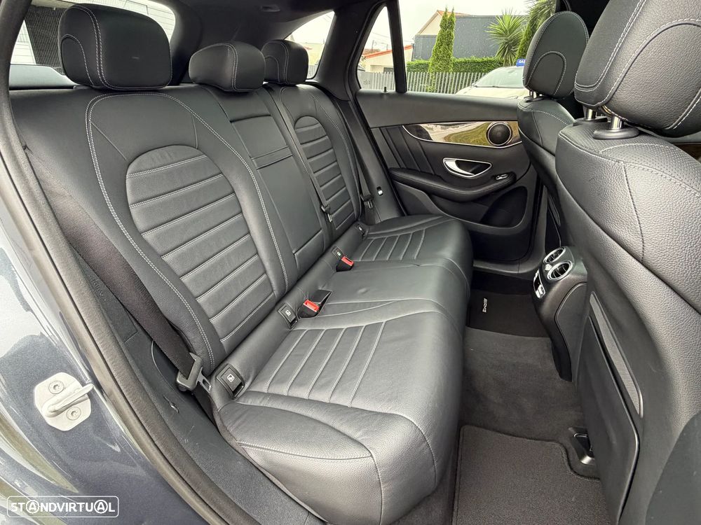 Mercedes-Benz GLC 250 d 4Matic 9G-TRONIC AMG Line - 20