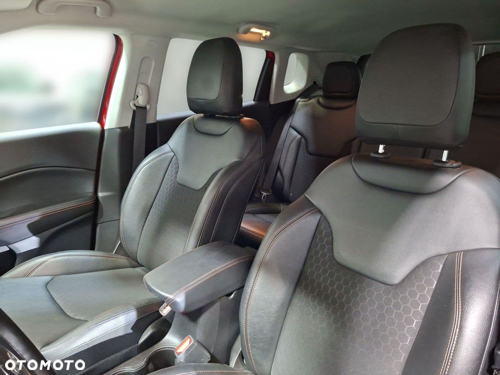 Jeep Compass - 13