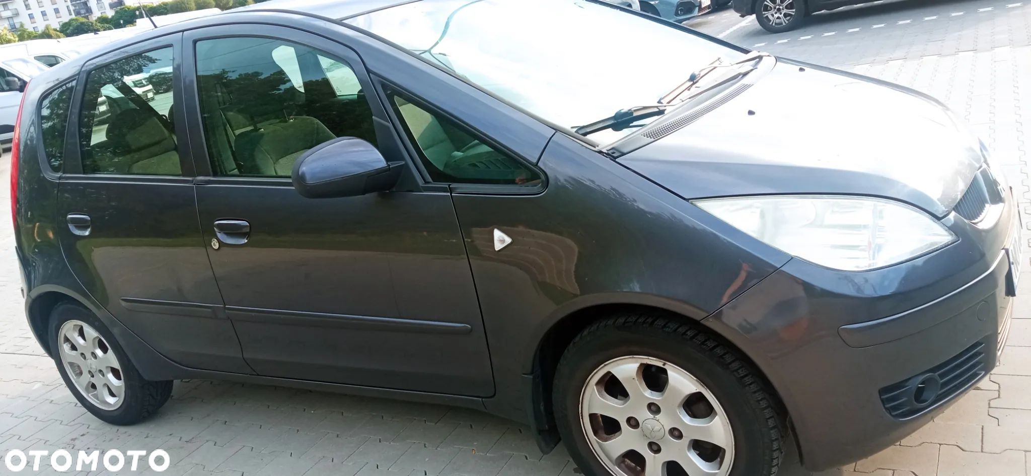 Mitsubishi Colt - 1