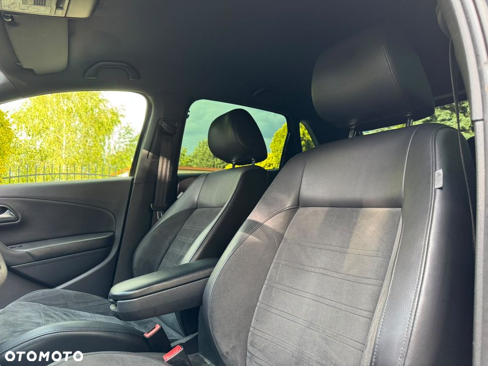 Volkswagen Polo 1.4 DSG GTI - 34