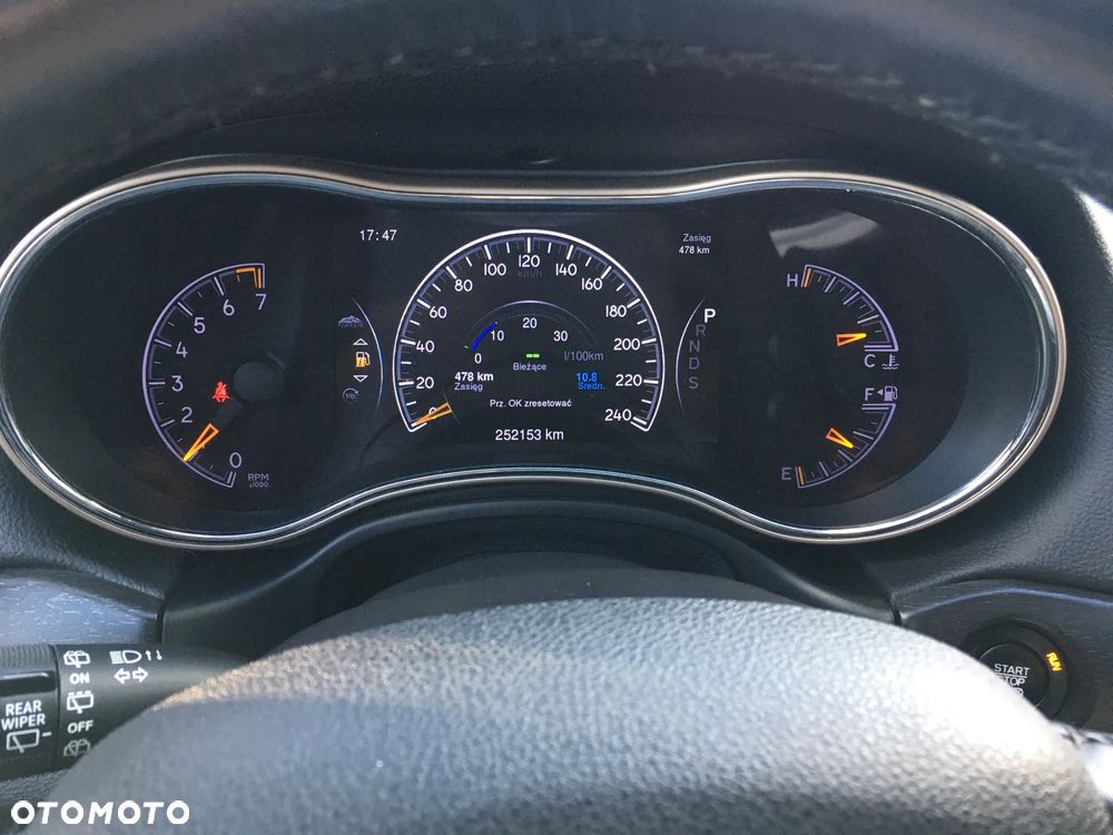 Jeep Grand Cherokee - 9