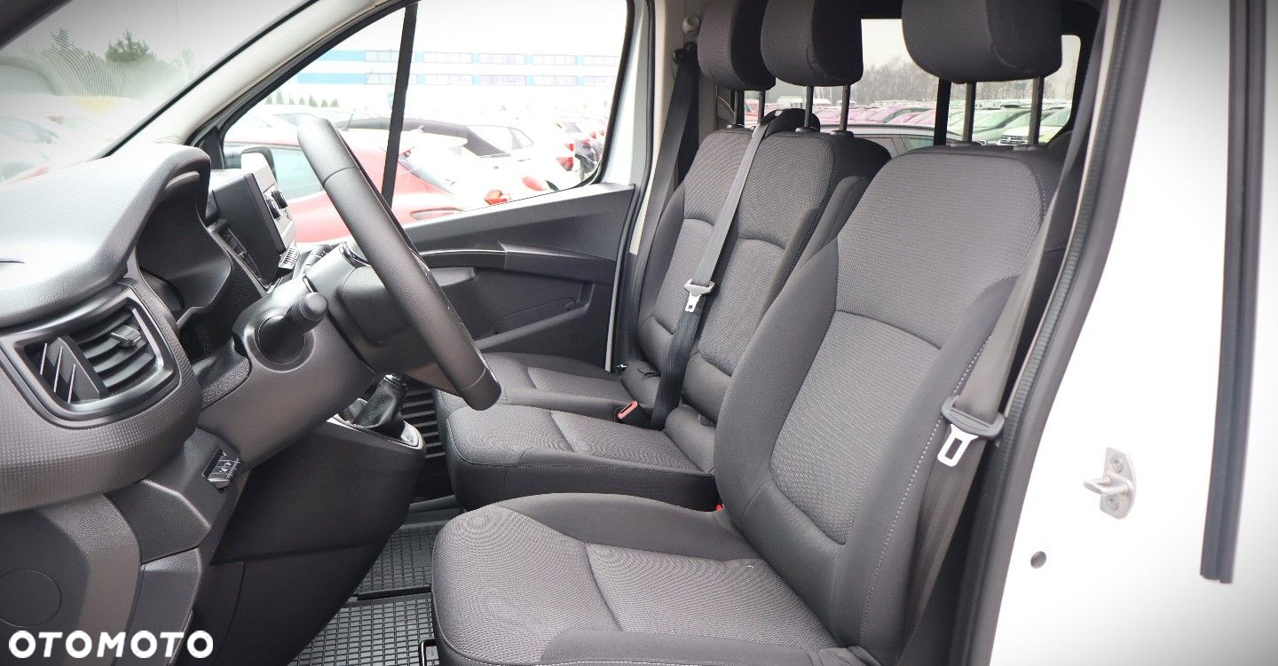Renault Trafic - 14