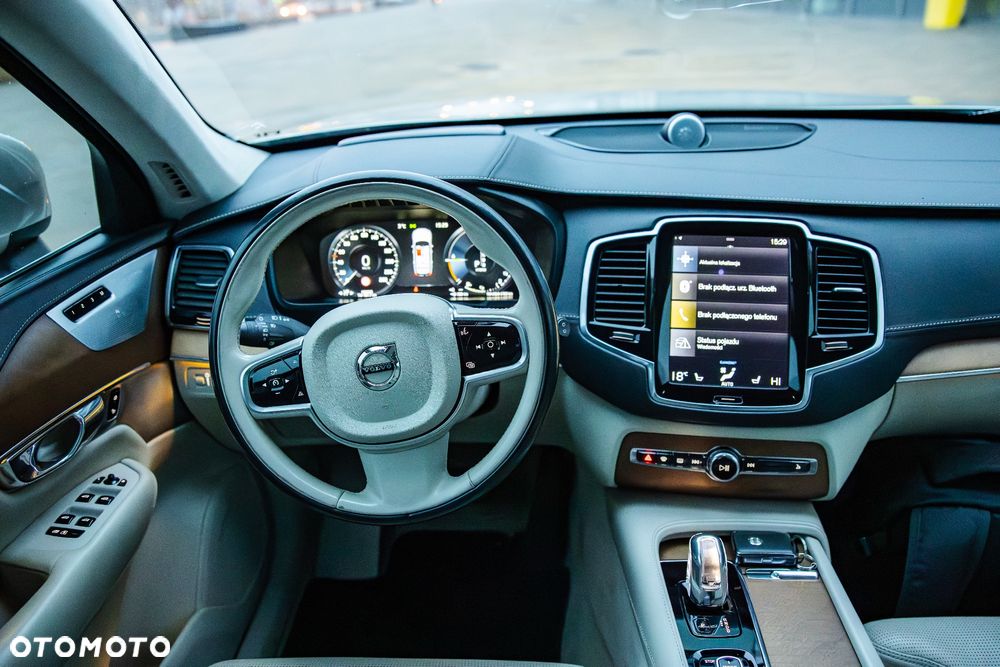 Volvo XC 90 T8 AWD Plug-In Hybrid Excellence - 16