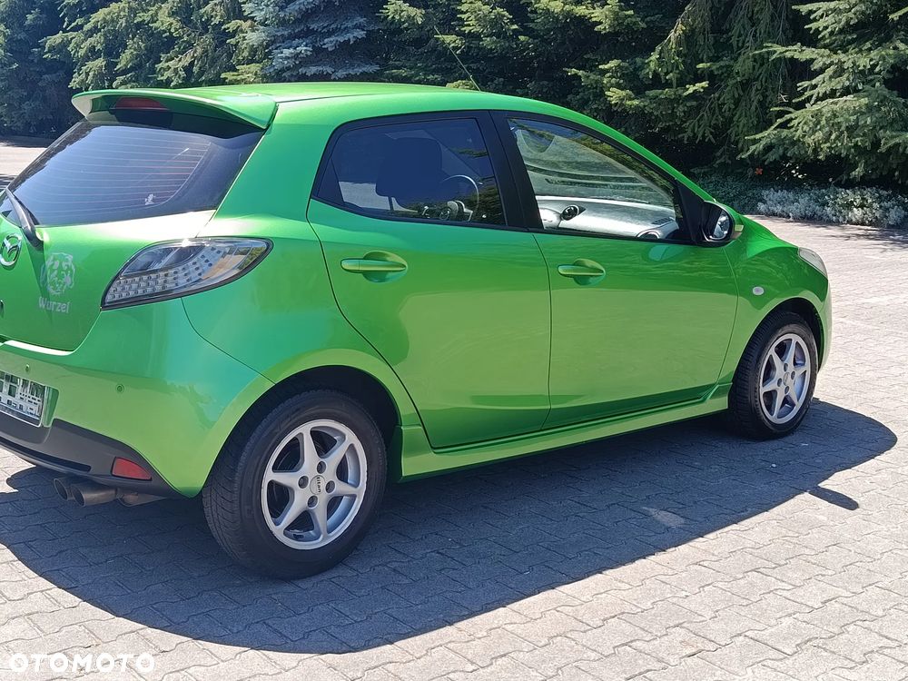 Mazda 2 - 6