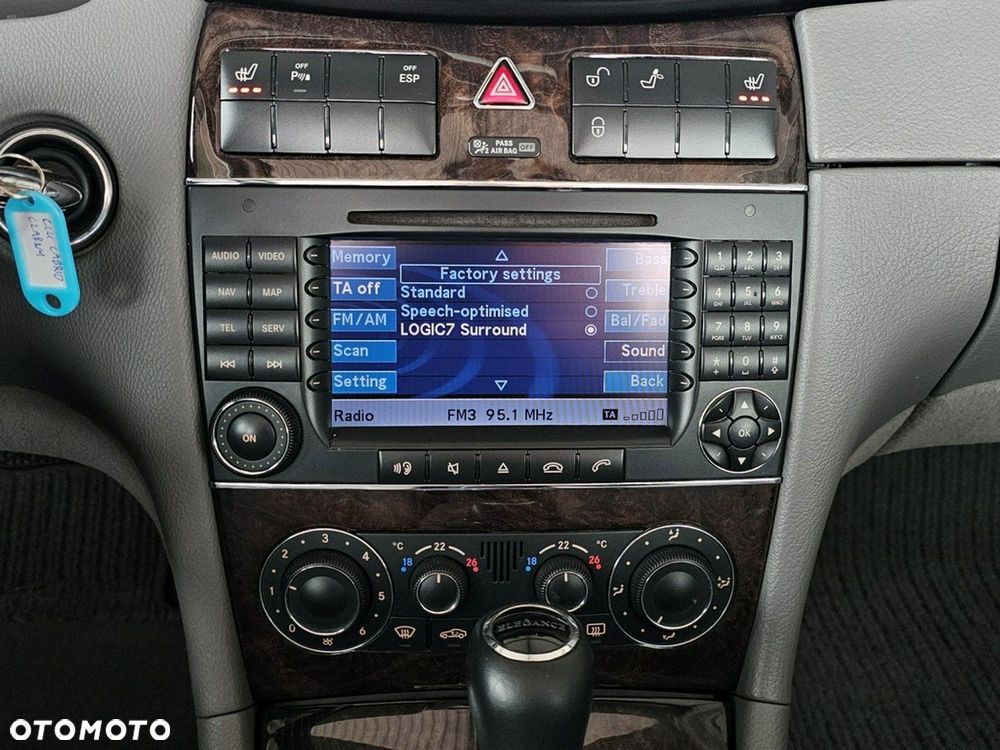 Mercedes-Benz CLK - 26