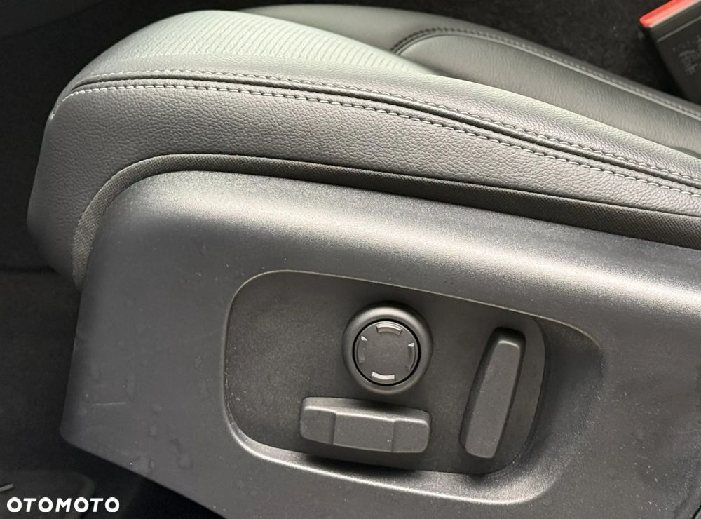 Land Rover Discovery Sport D200 Dynamic SE - 12