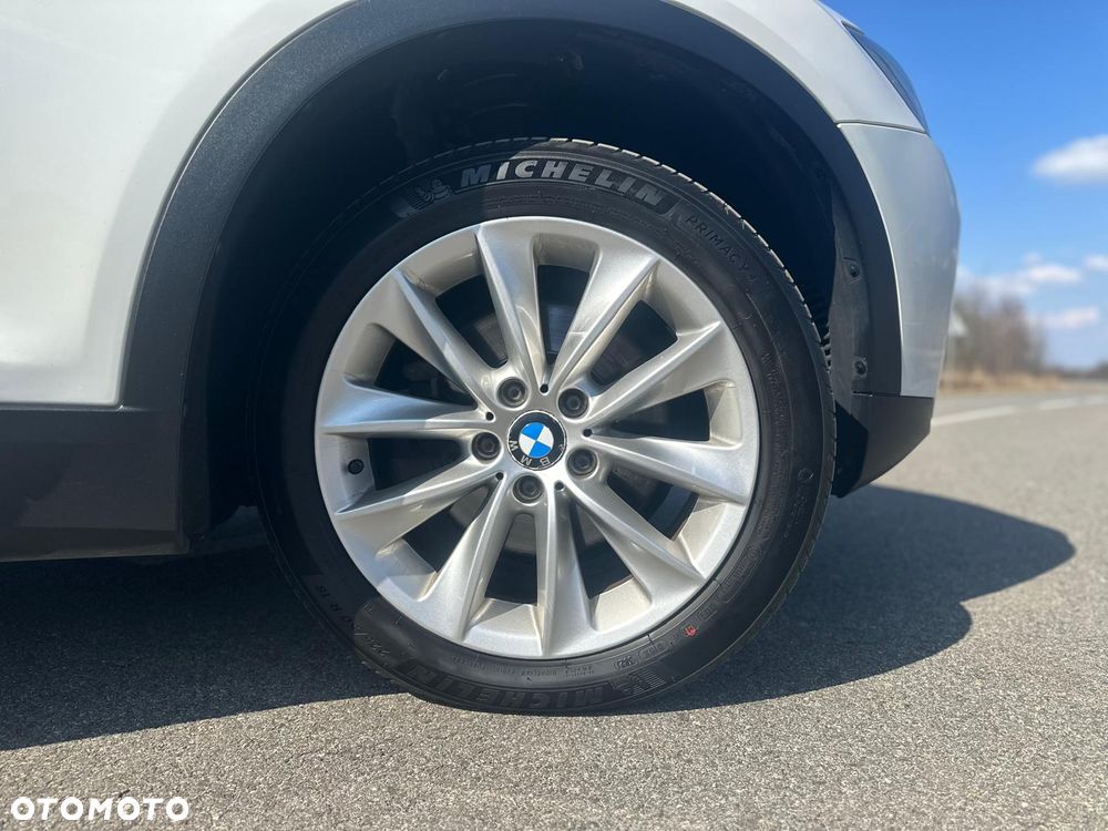 BMW X3 28i xDrive - 35