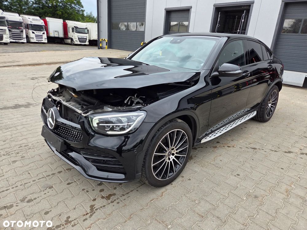 Mercedes-Benz GLC 220 d 4Matic 9G-TRONIC AMG Line - 13