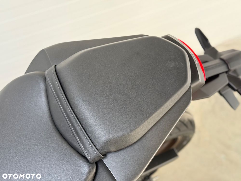 Honda CB - 30