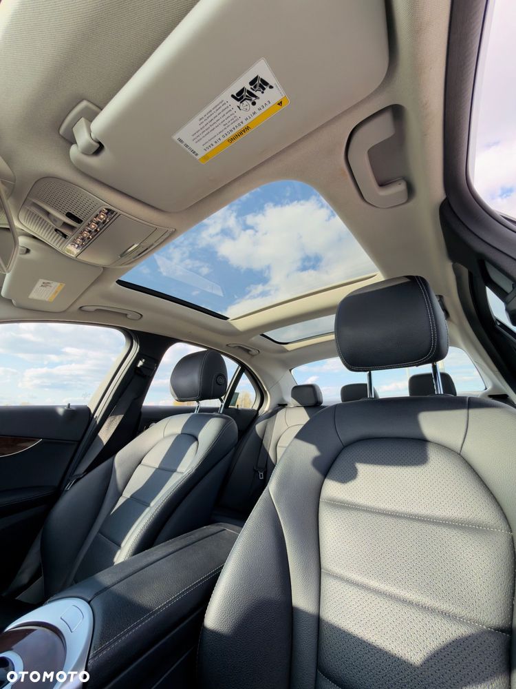 Mercedes-Benz Klasa C 300 7G-TRONIC Exclusive - 8