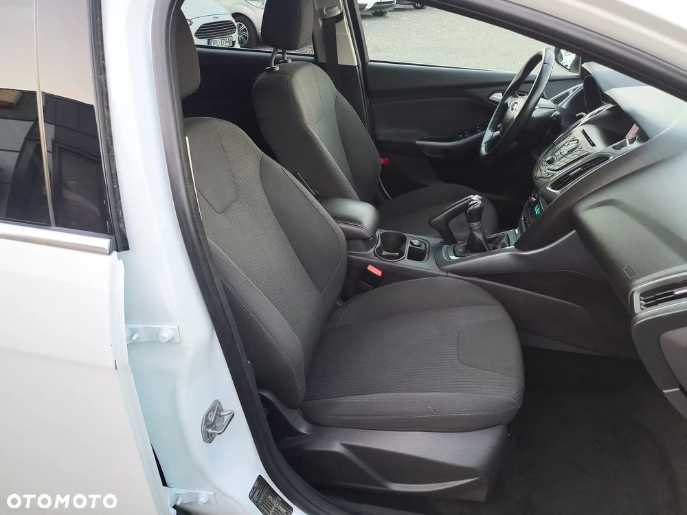 Ford Focus 1.0 EcoBoost Titanium - 21